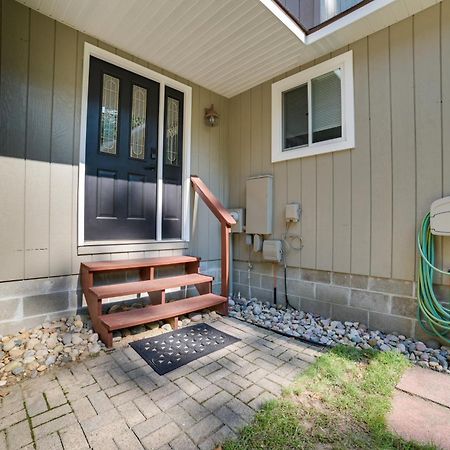 Roscommon Retreat With Deck About 1 Mile To Higgins Lake Экстерьер фото